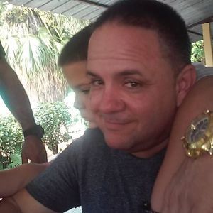 Meet your Posher, Adrianos